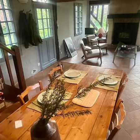 La Charterie Hébergement de vacances *